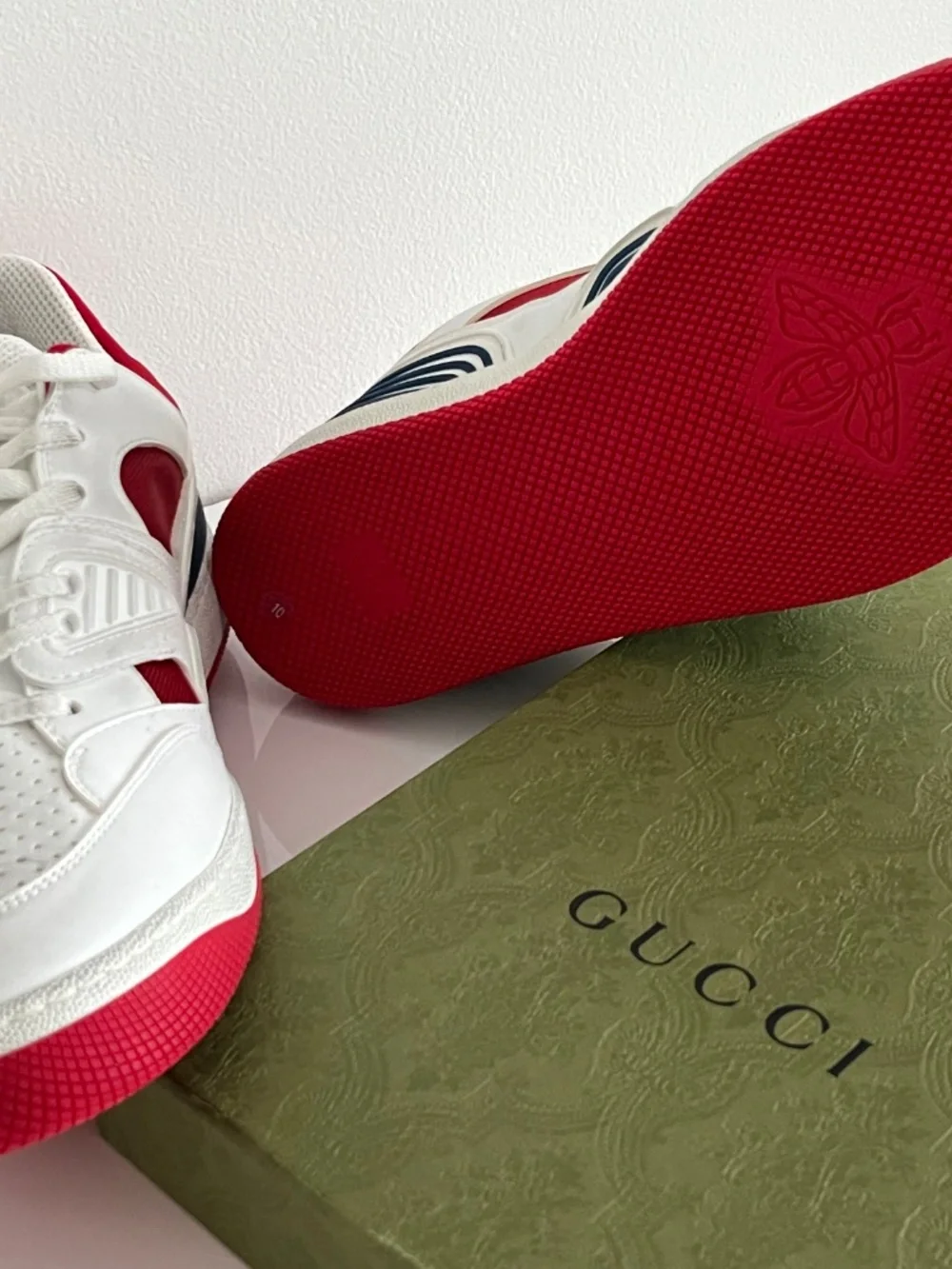 Gucci Men's Basket Sneakers Low Top Lace Up Red White Blue Size 10 US 10.5 New